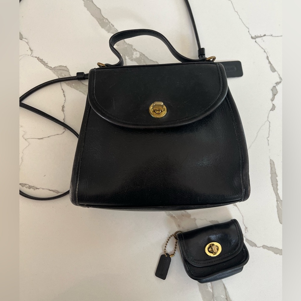 Authentic vintage Regina Coach Black Leather with matching mini change purse